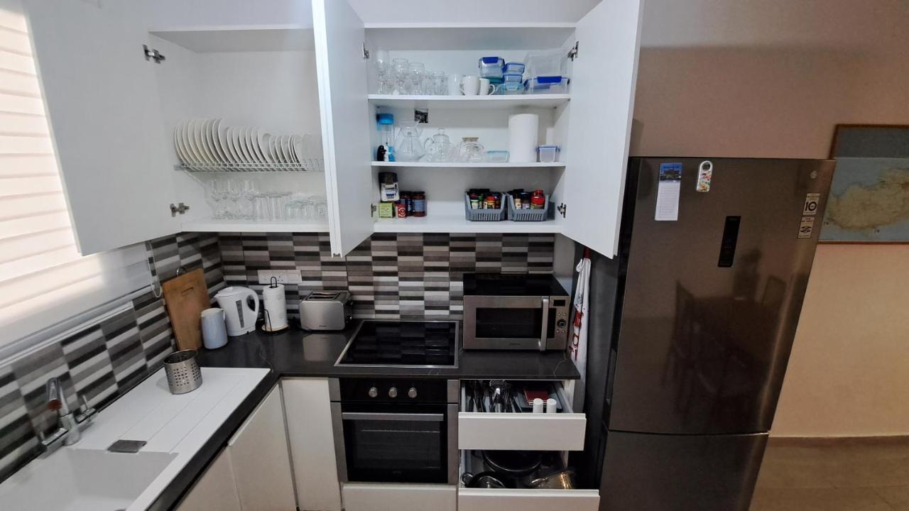 Zom Holiday Apartment Paphos Extérieur photo